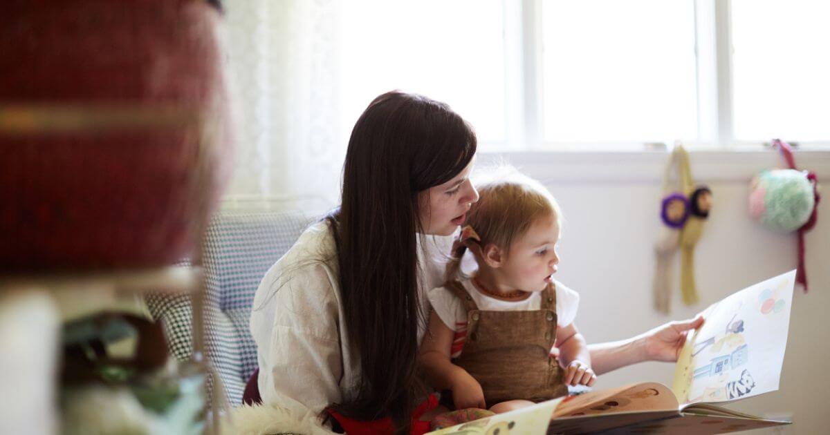 What should a Christian mother be like according to the Bible?