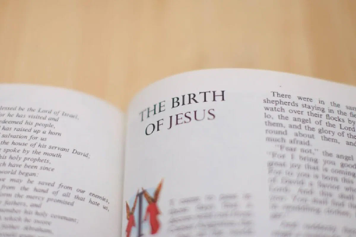 Is there allegory in the Bible?