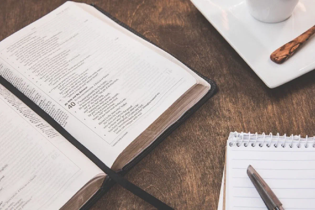Should the Bible be interpreted literally?
