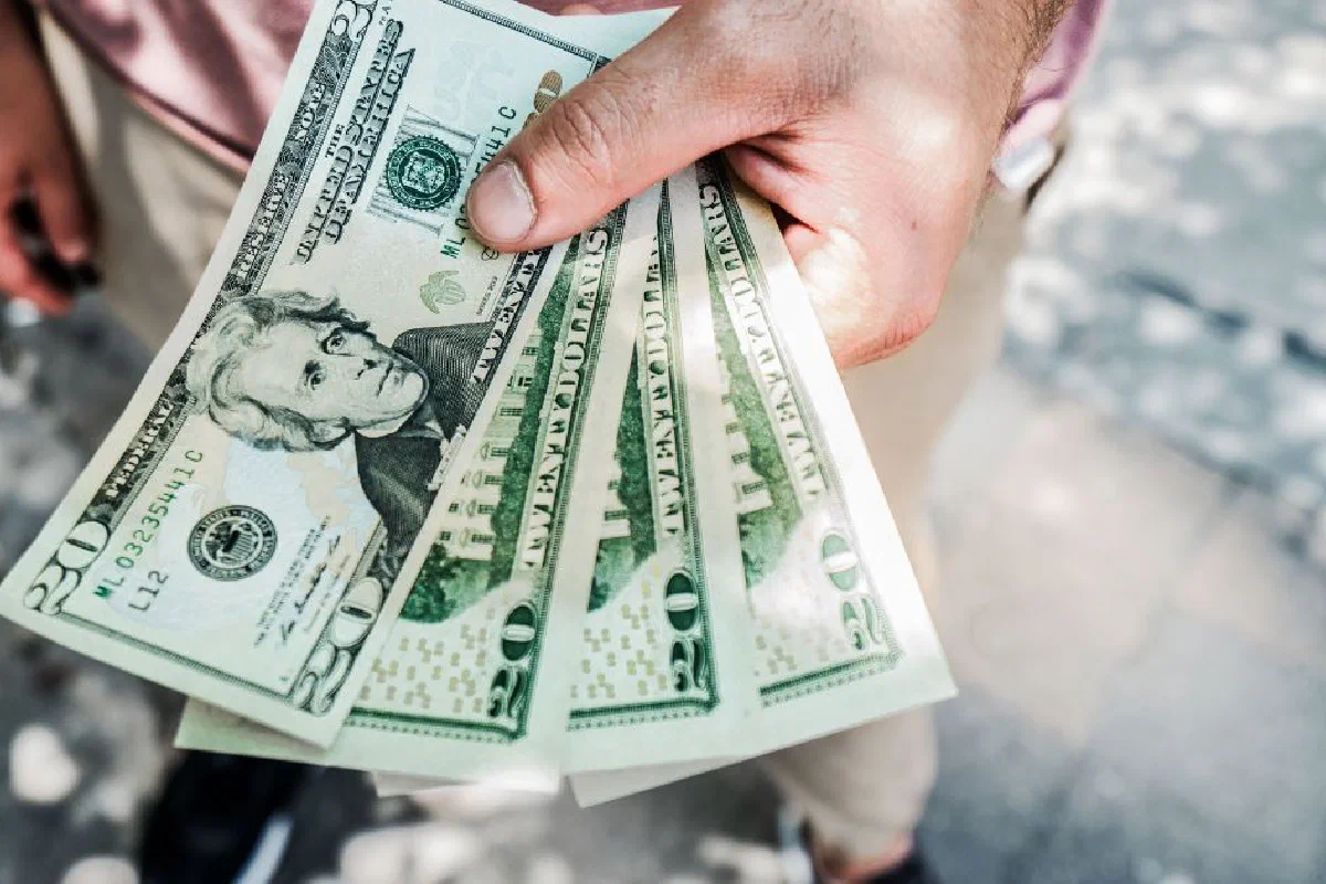 Does the Bible say anything about lending money?
