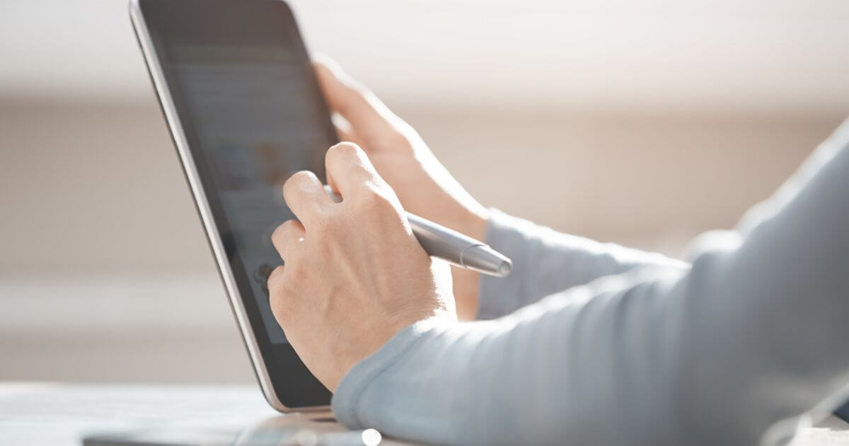 What are some interesting Bible stats? What are some facts and stats about the Bible?