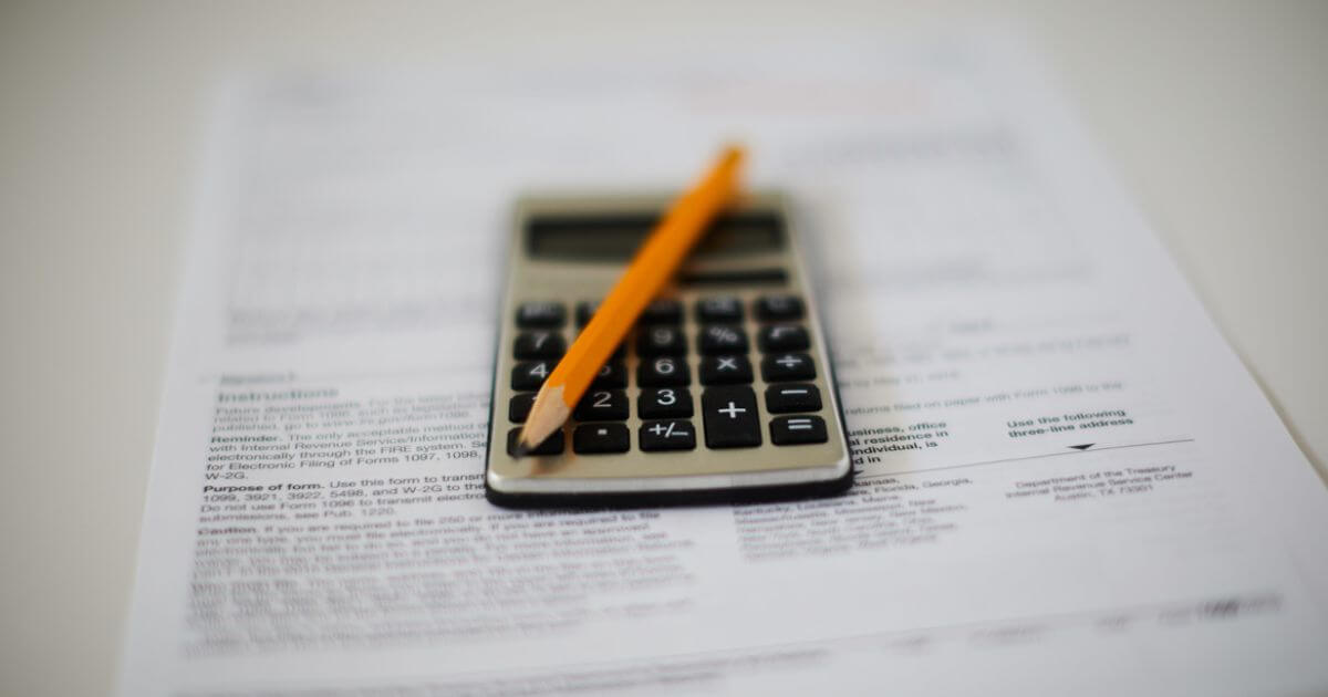 Does the Bible talk about paying taxes?