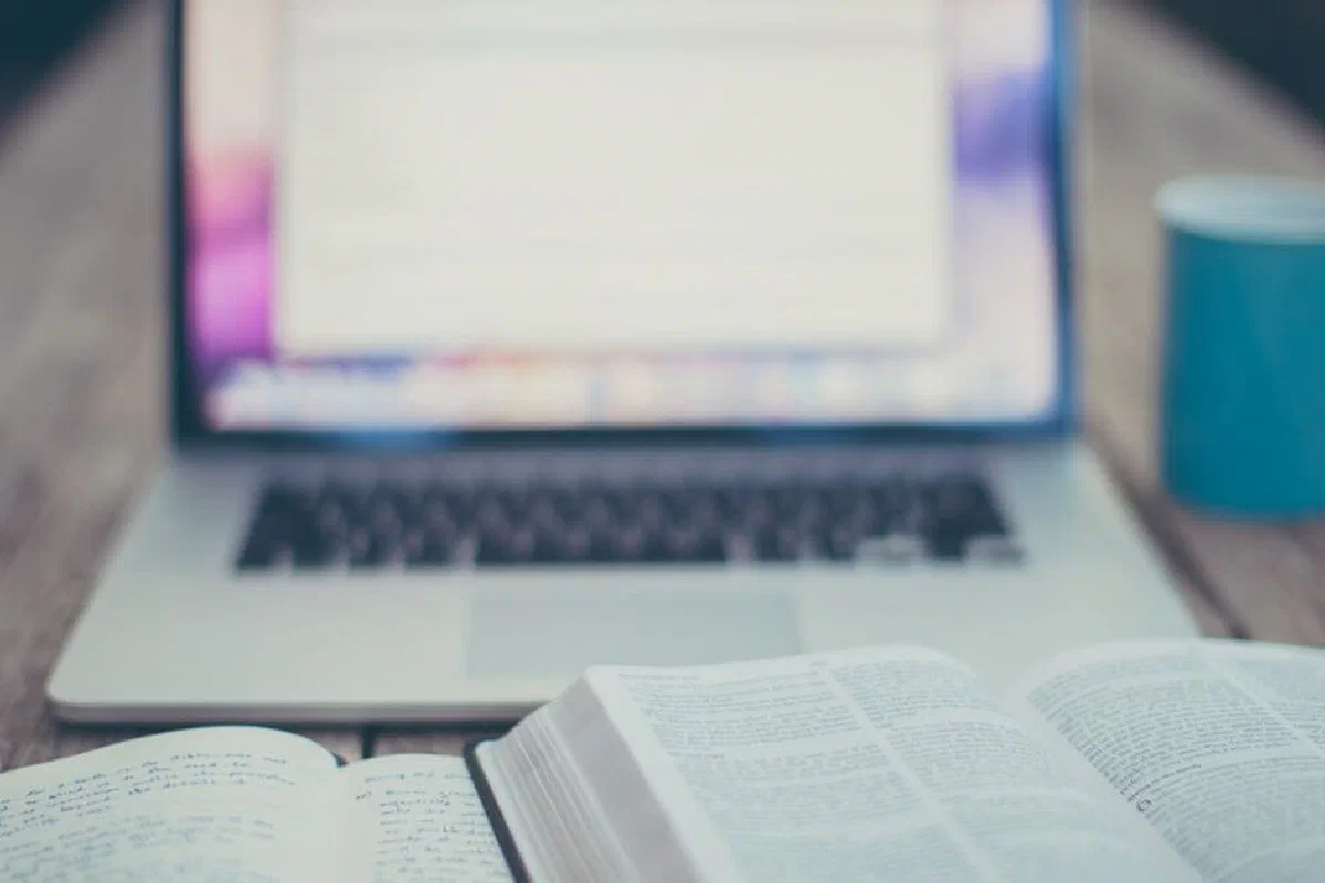 What is Blue Letter Bible?