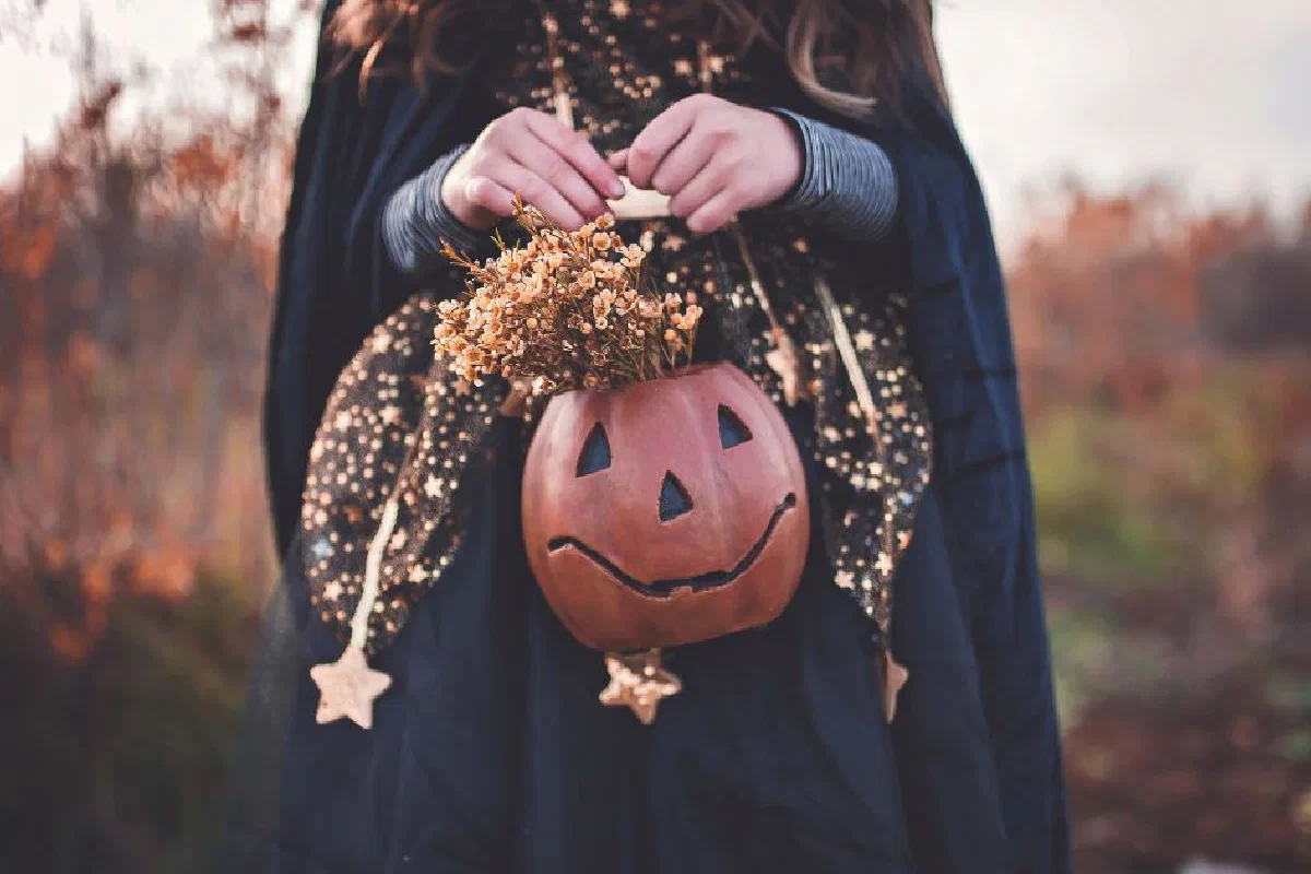 What is a Christian view of Halloween? What does the Bible say about Halloween?