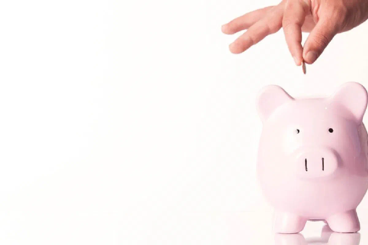 What should a Christian who is in debt do?