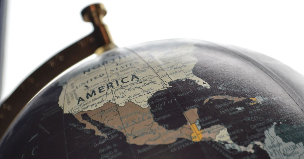 Does God want Christians to establish the kingdom and force people to obey God's laws?