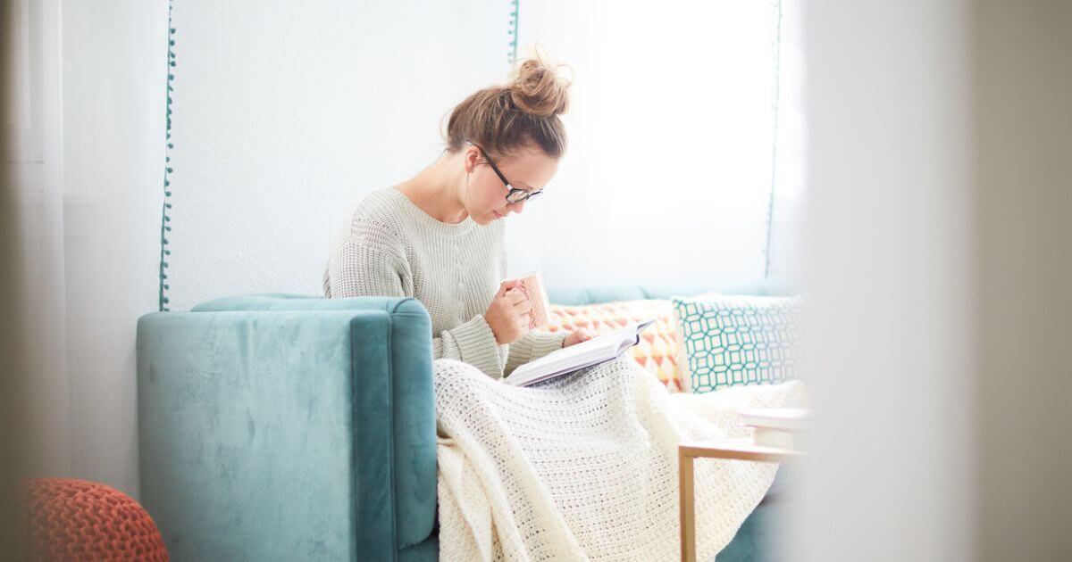 Is it okay for a Christian to read romance novels?