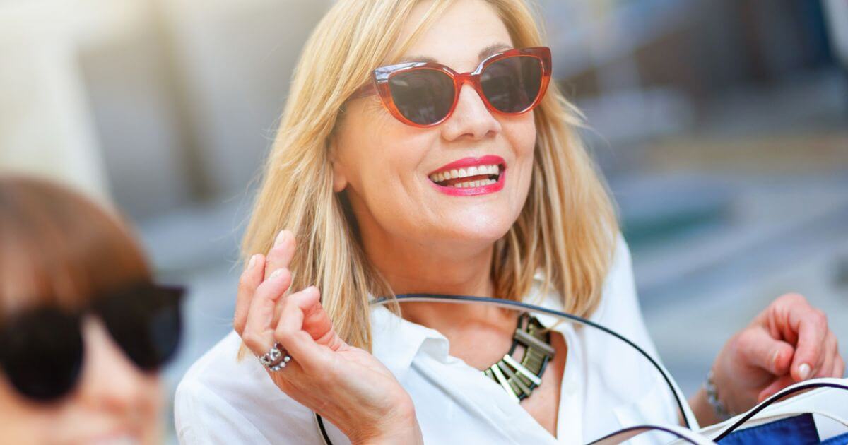 What does the Bible say about Christians and wealth?