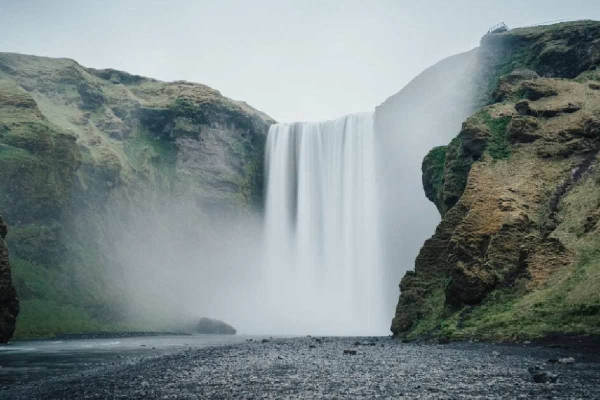Is God omnipotent? What does it mean to be omnipotent?