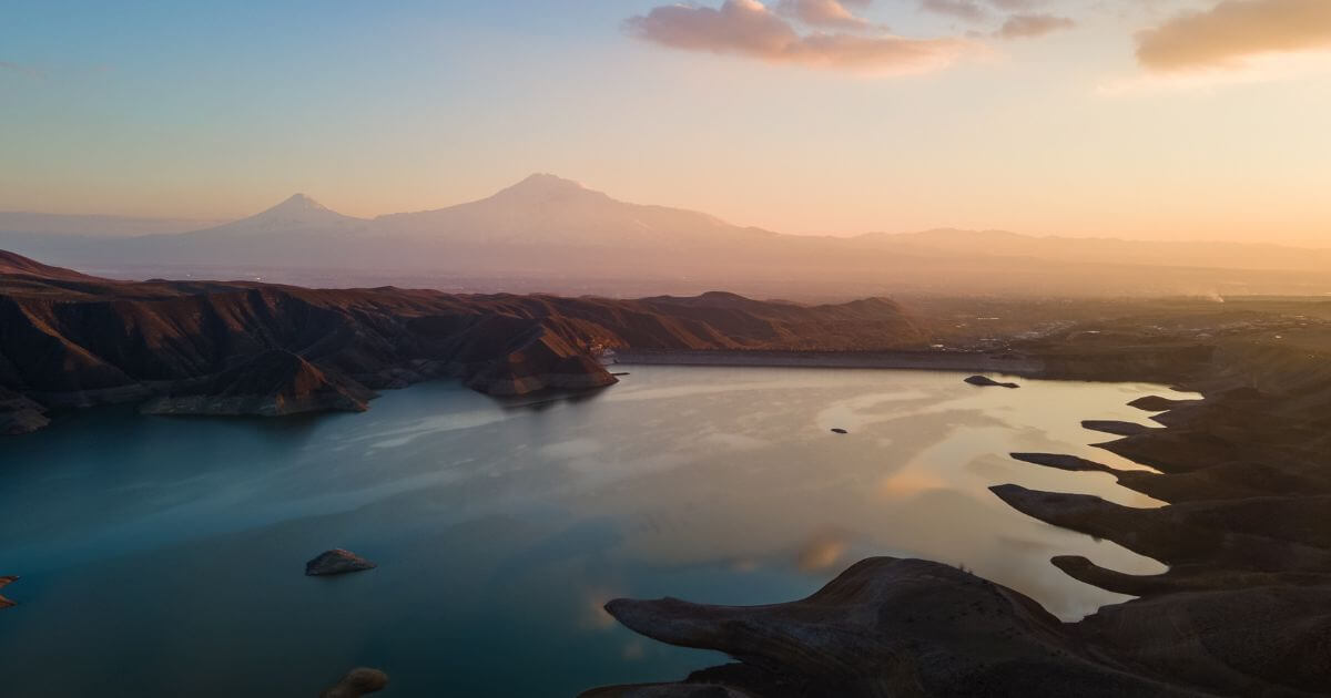 How important would the discovery of Noah's Ark be?