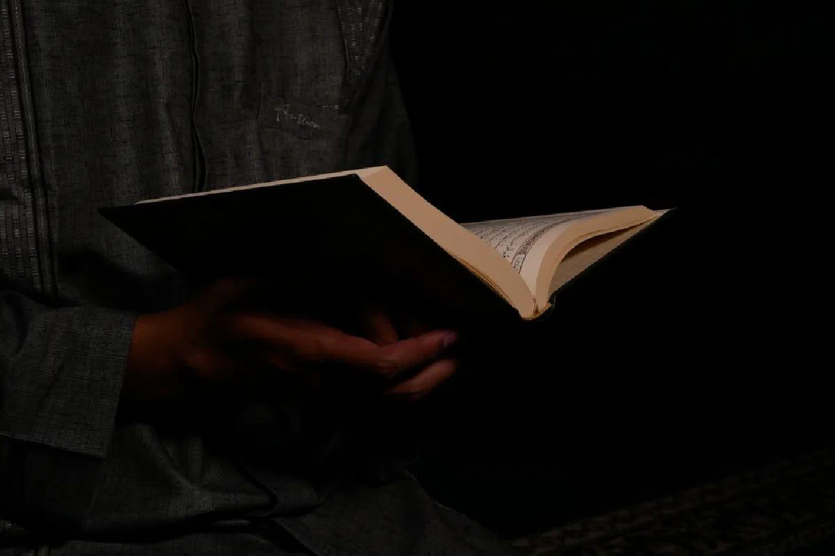 Does the Qur'an replace the Bible?