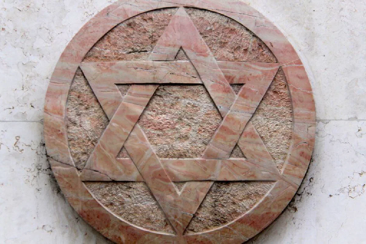 Is the Star of David in the Bible? What is the Star of David?