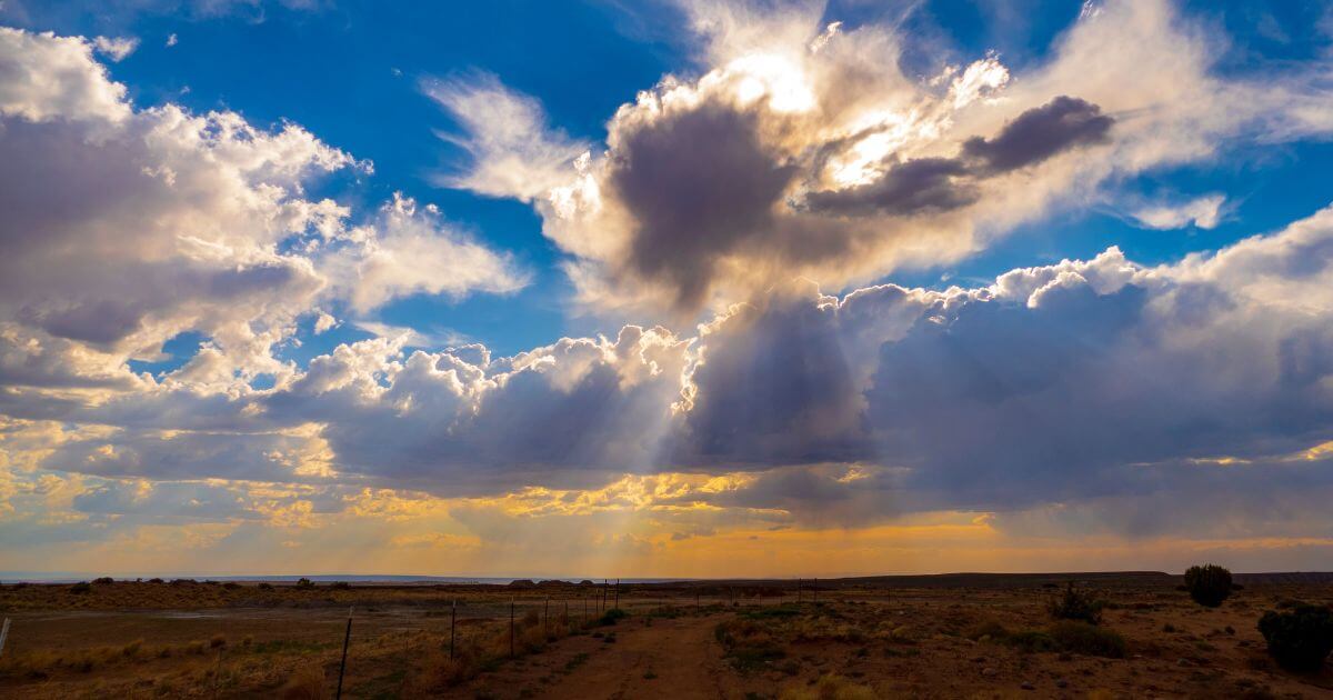 How did angels appear to people in the Bible? Do angels appear to people today?