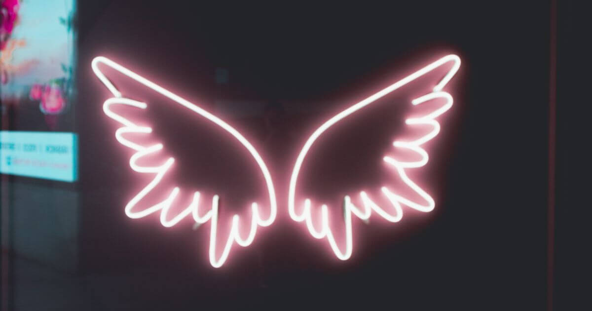 Is the idea that angels have wings biblical?