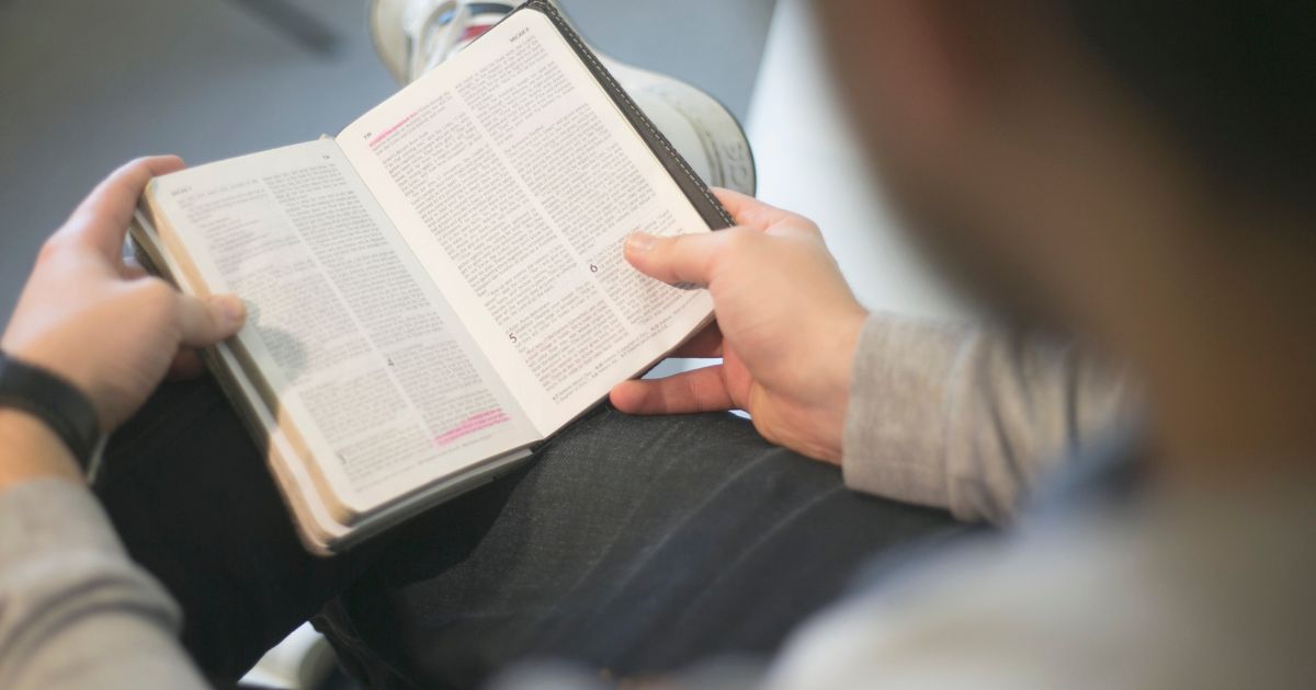 How can a believer have assurance of salvation?