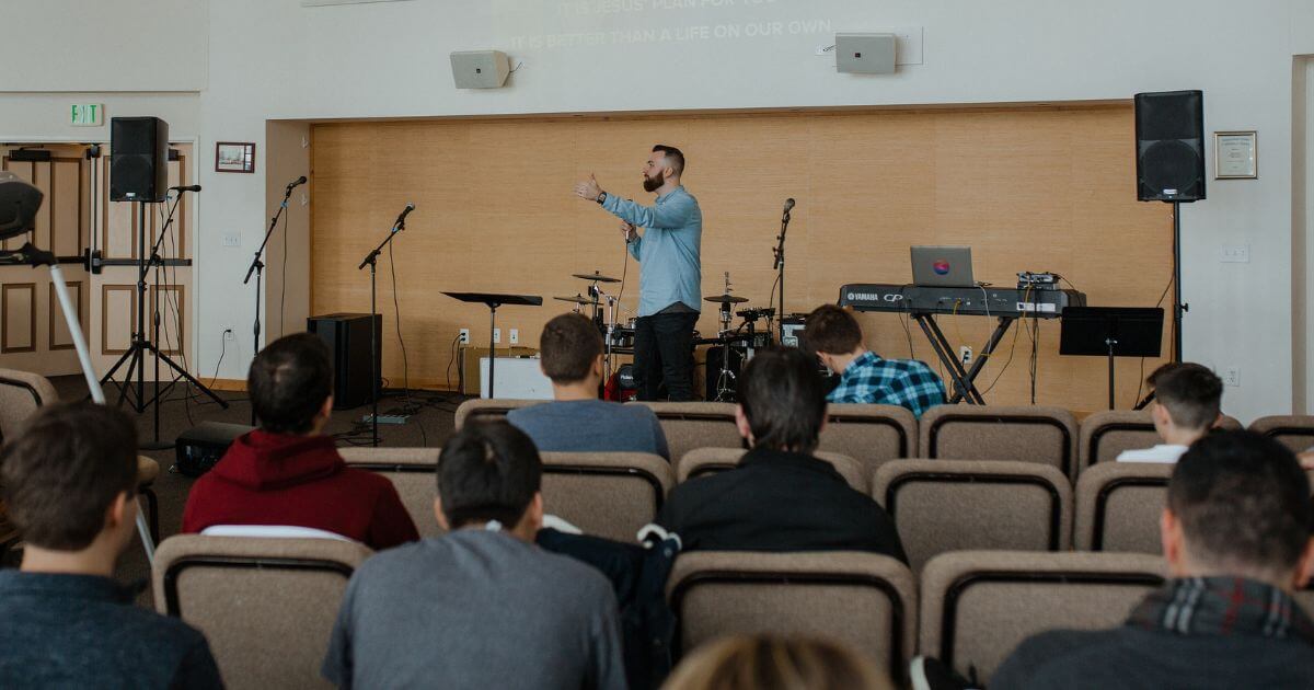 How can I discern a call to ministry? How can I tell if I’ve been called to vocational ministry?