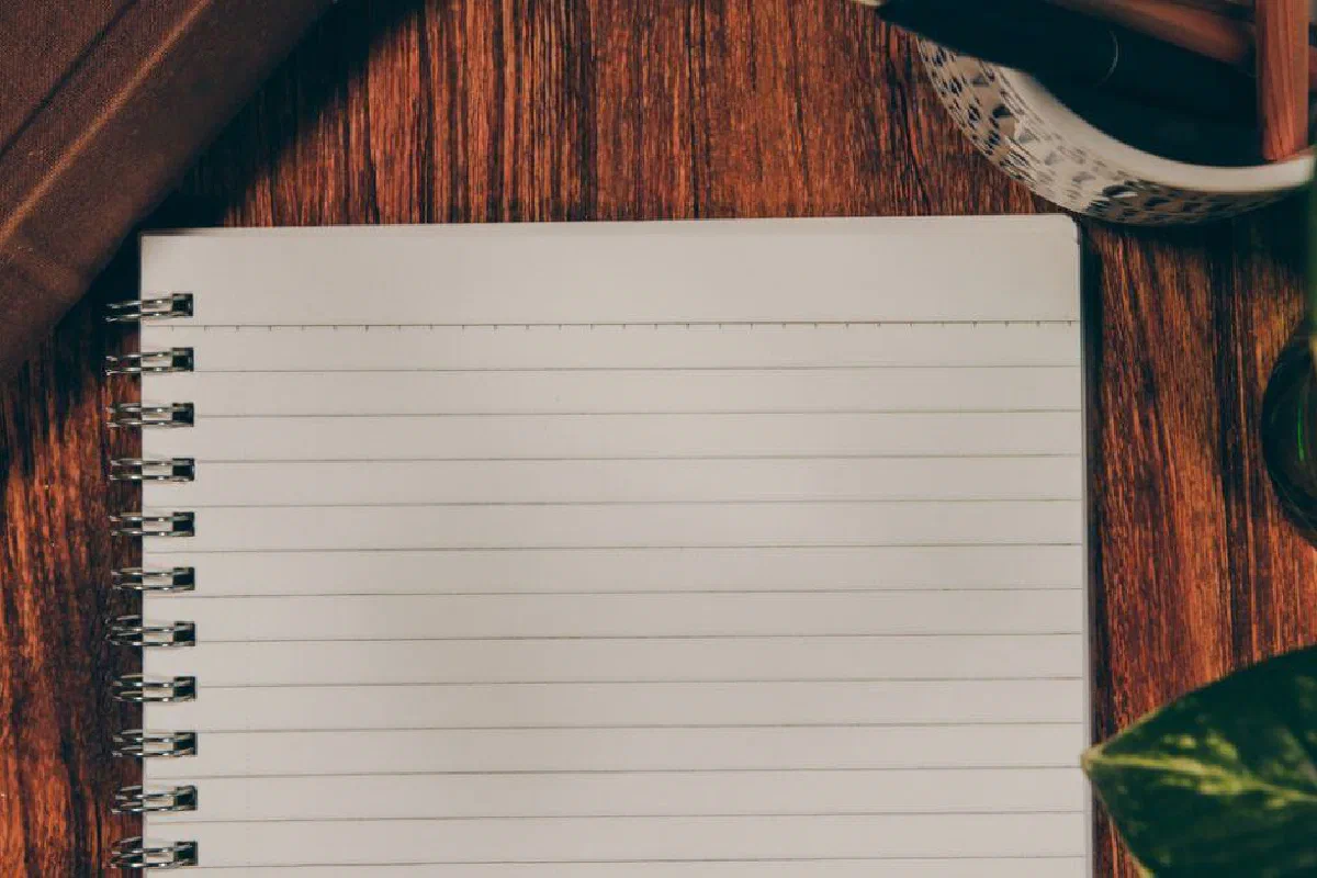 What is chiastic structure? What is a chiasm?