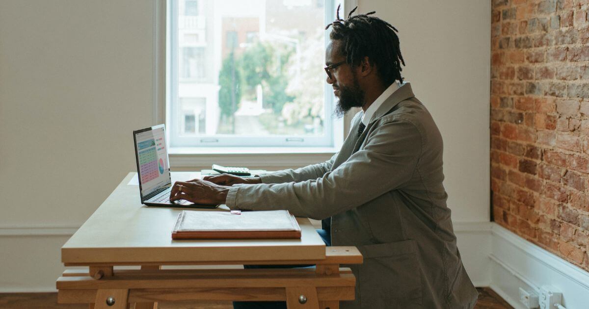 Should a church tithe? Are churches supposed to ti the 10% of the offerings they receive?