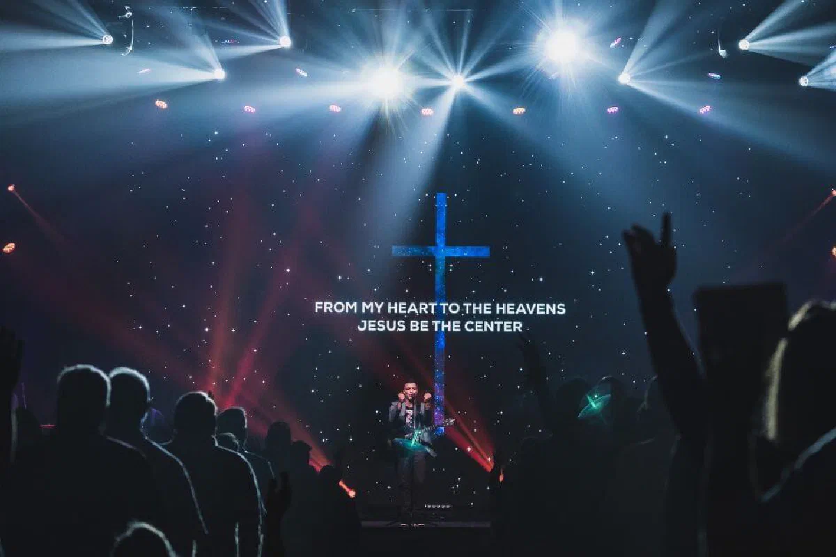 Is contemporary Christian music honoring to God?