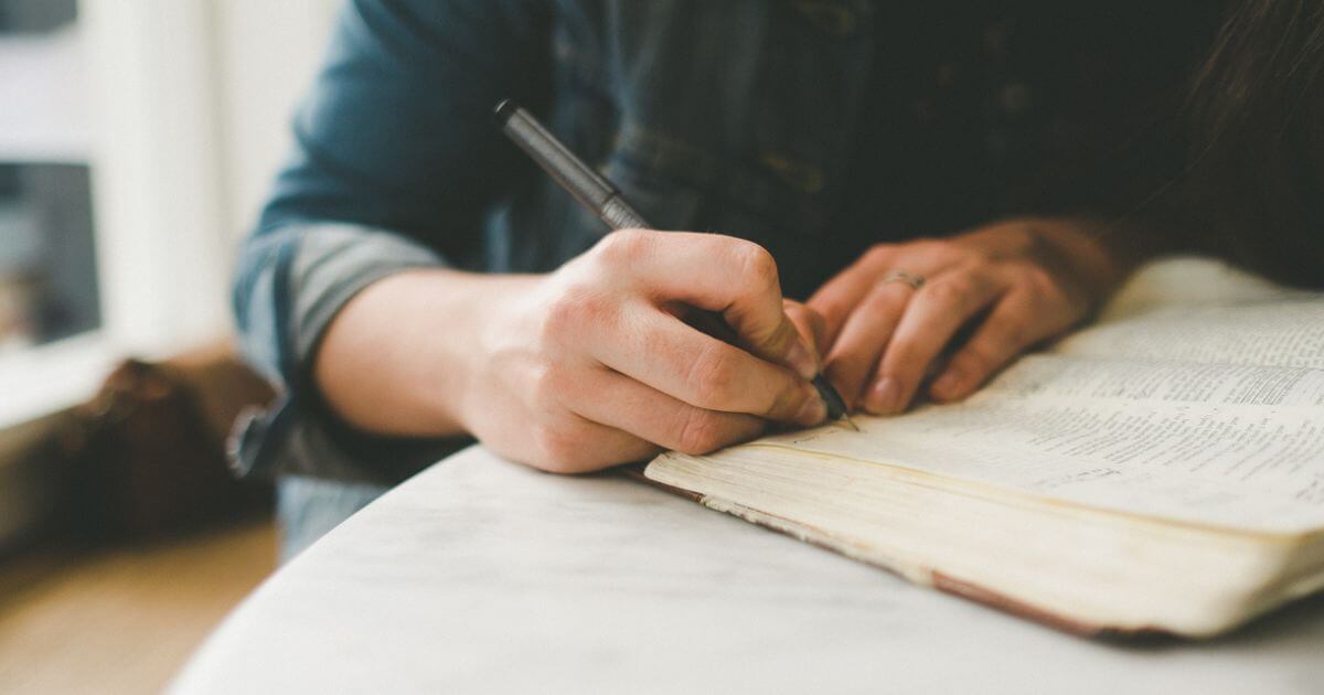 What are the differences between the Old and New Testaments?