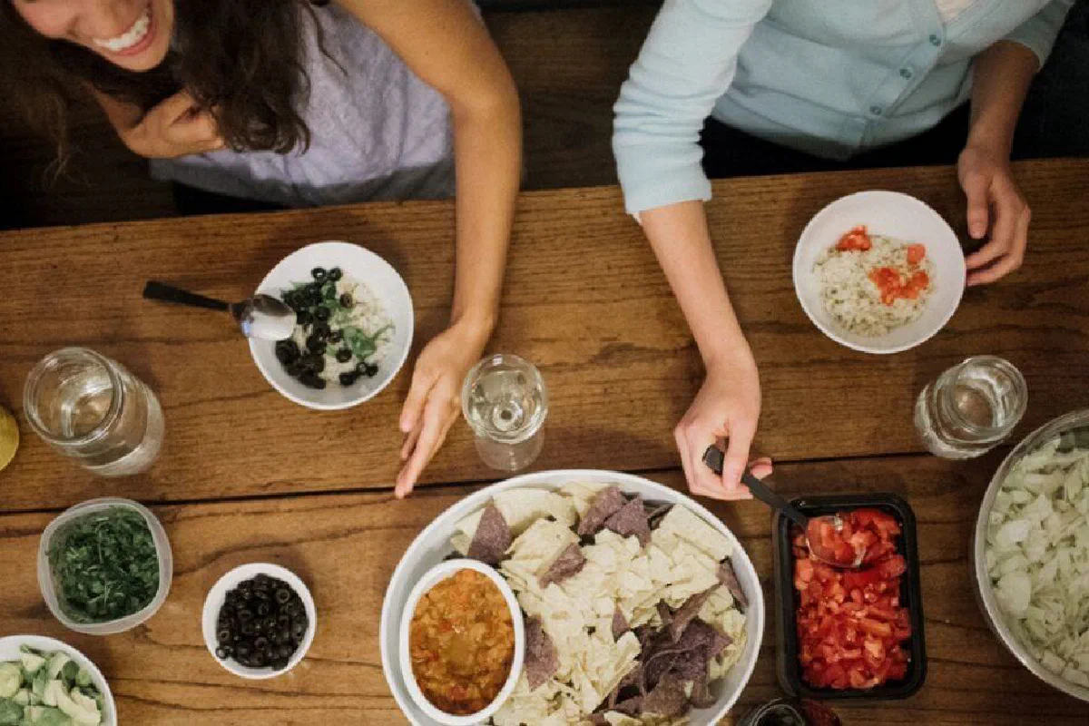 Does the Bible restrict what foods Christians should eat?