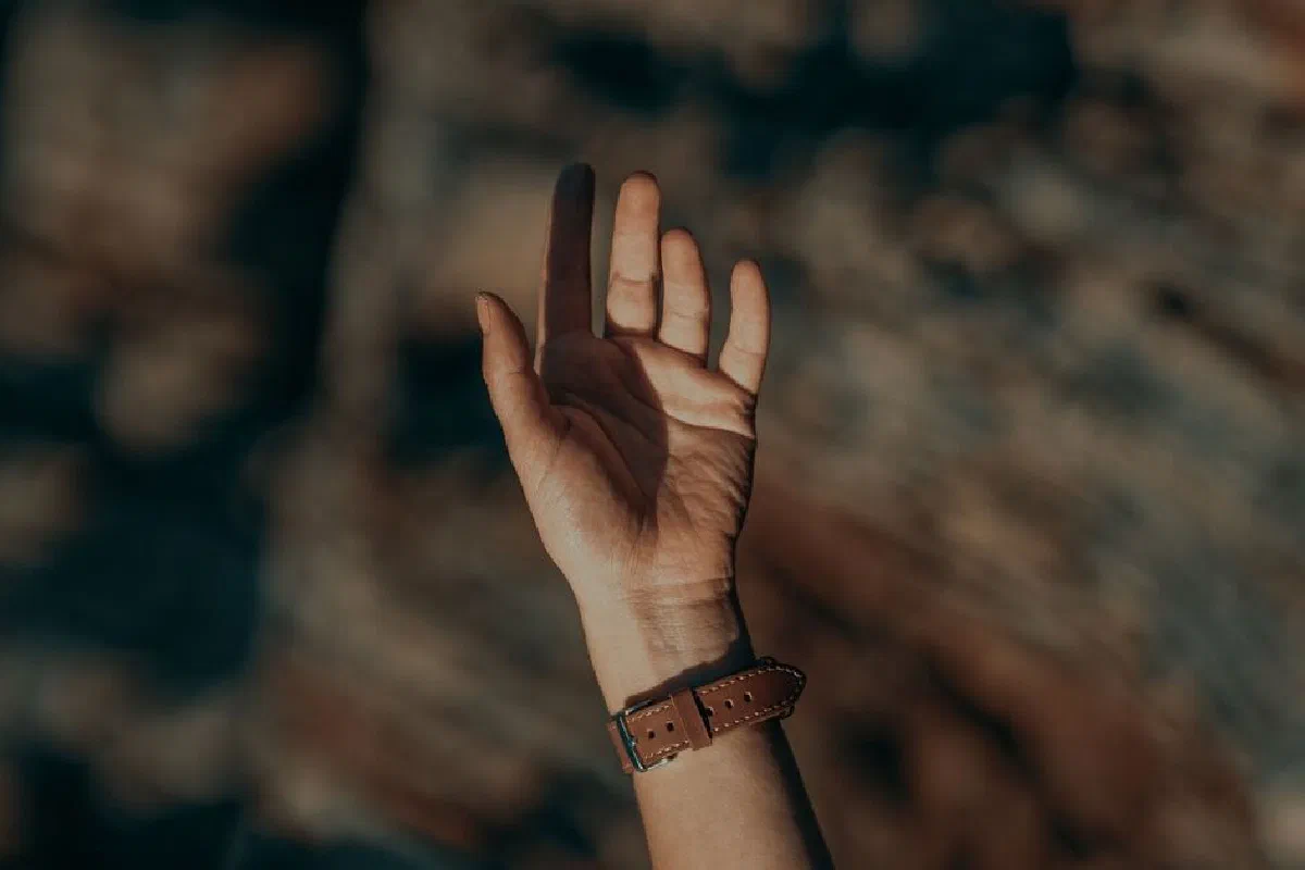 How can I extend forgiveness to those who sin against me?