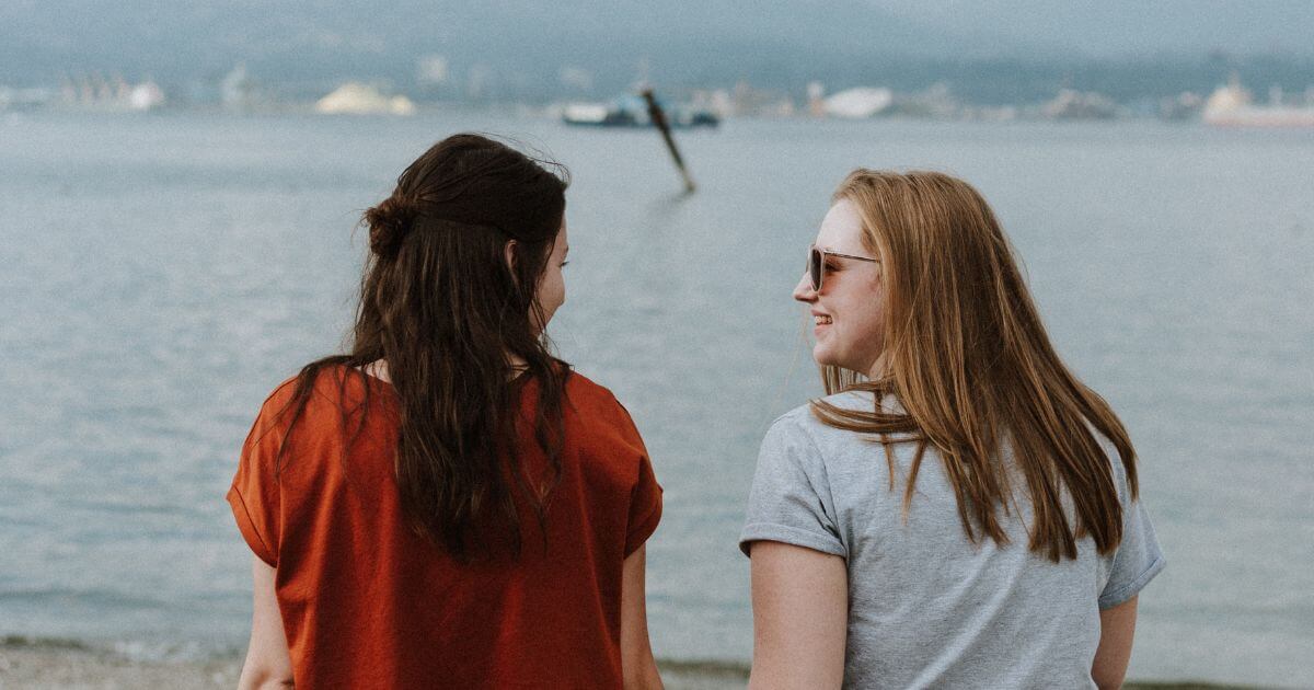 Should Christians have close friendships with unbelievers?