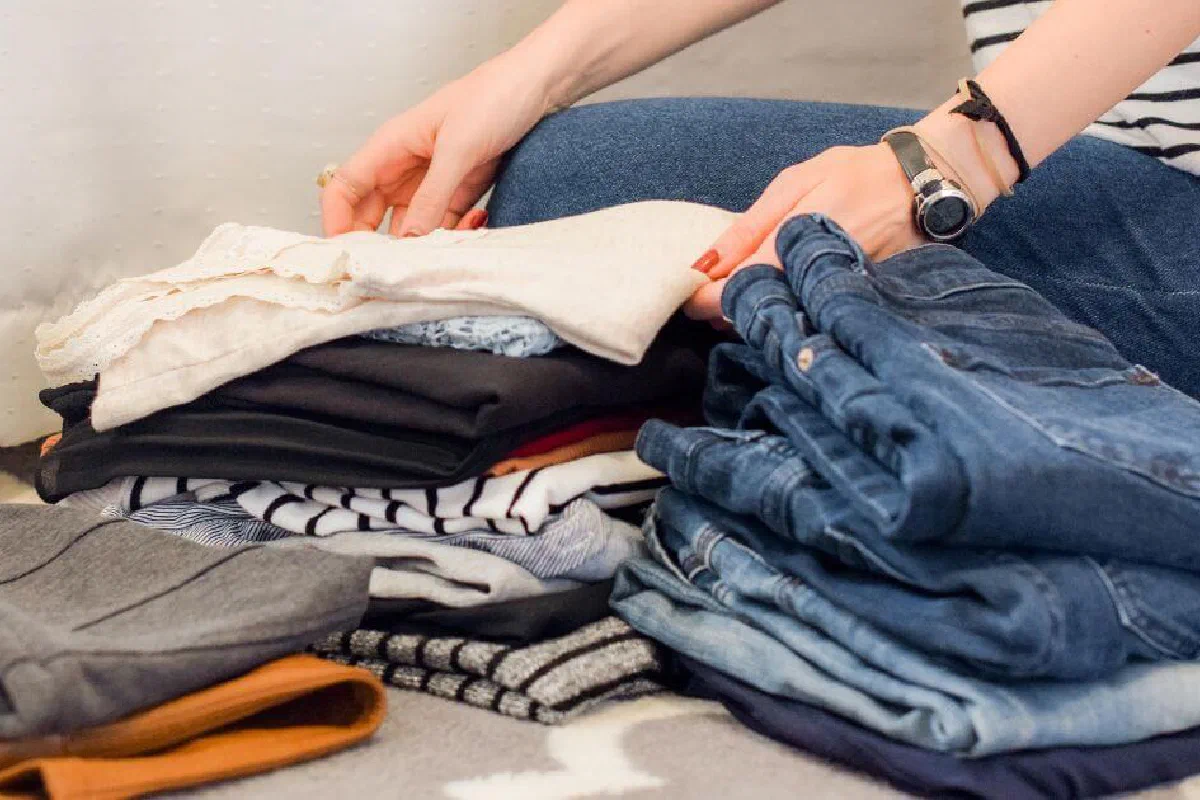 Apart from basic necessities, are Christians supposed to give away all they own?
