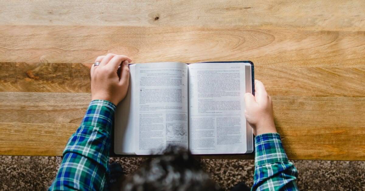 What does the Bible say about being a godly man?