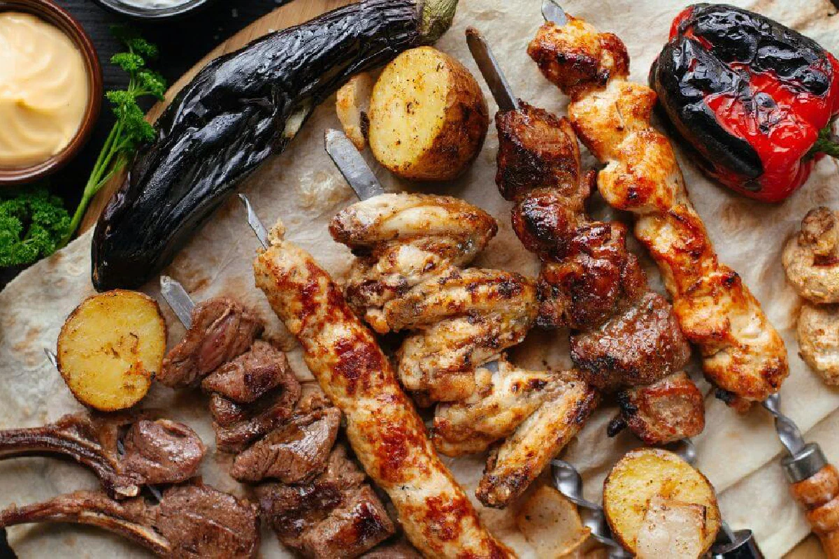 Can a Christian eat halal food?