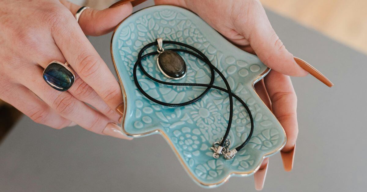 What is the Hand of Hamsa?