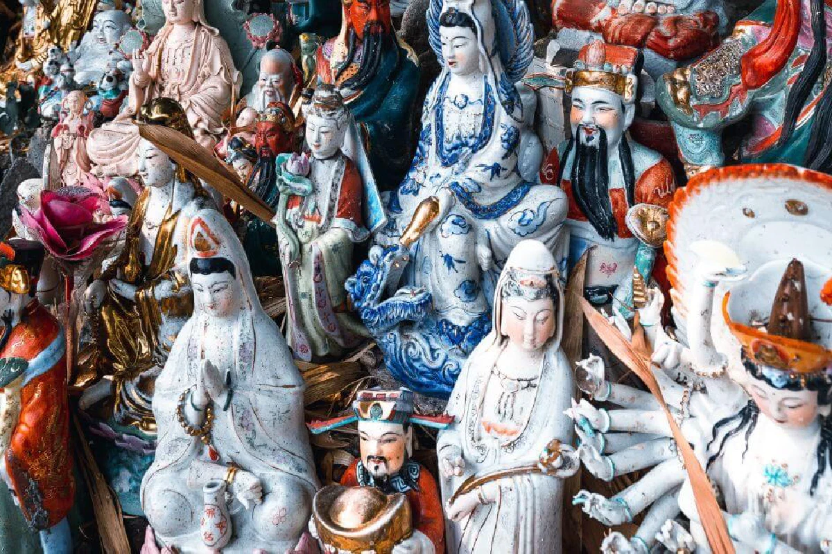 In what way are idols connected to demons (Deuteronomy 32:16–17)?