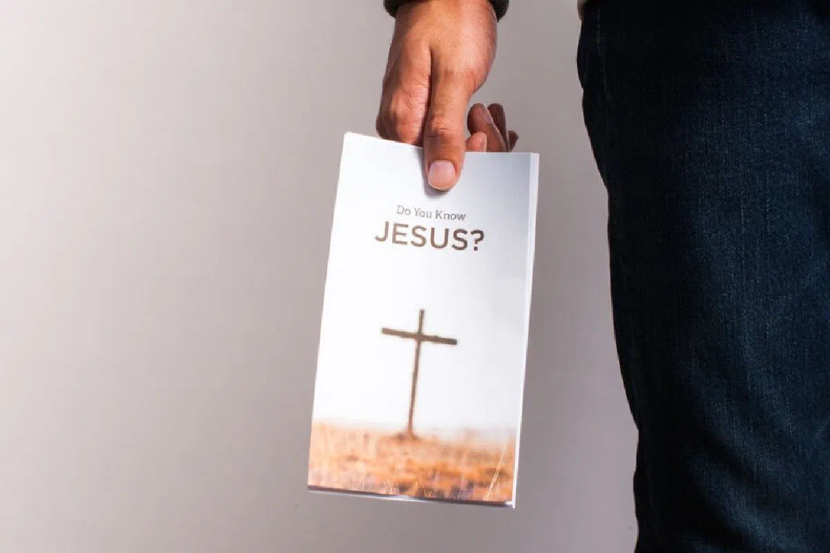 What is the difference between knowing about Jesus and actually knowing Him?