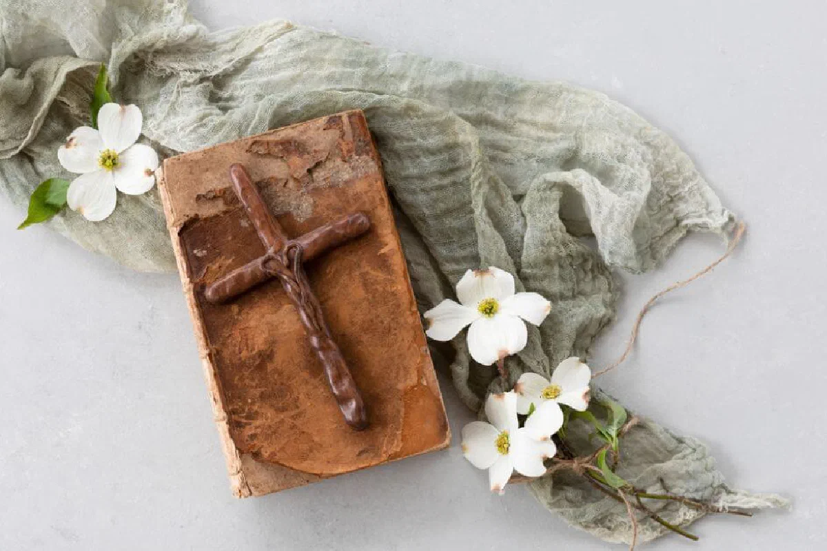 Was Jesus' cross made out of dogwood? What is the legend of the dogwood tree?