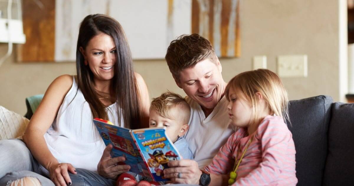 In light of Christ's return, how are we to live our lives?