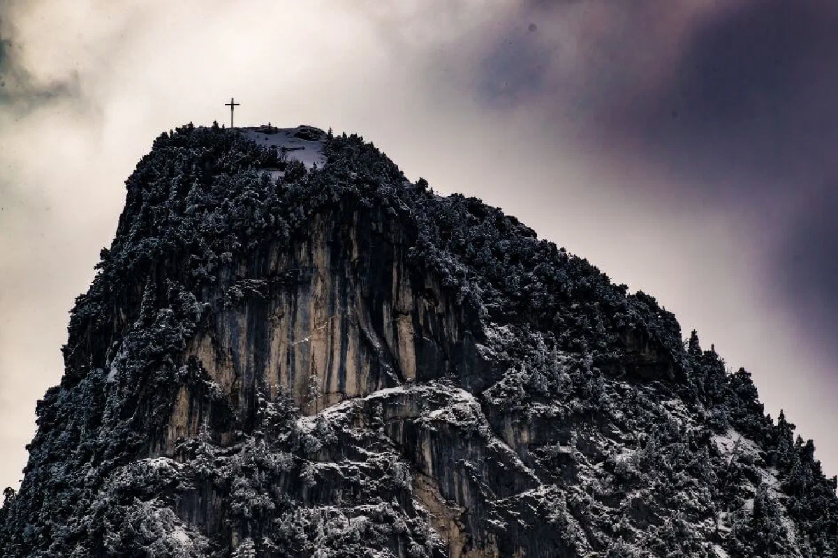 Is there a particular meaning of the cross?