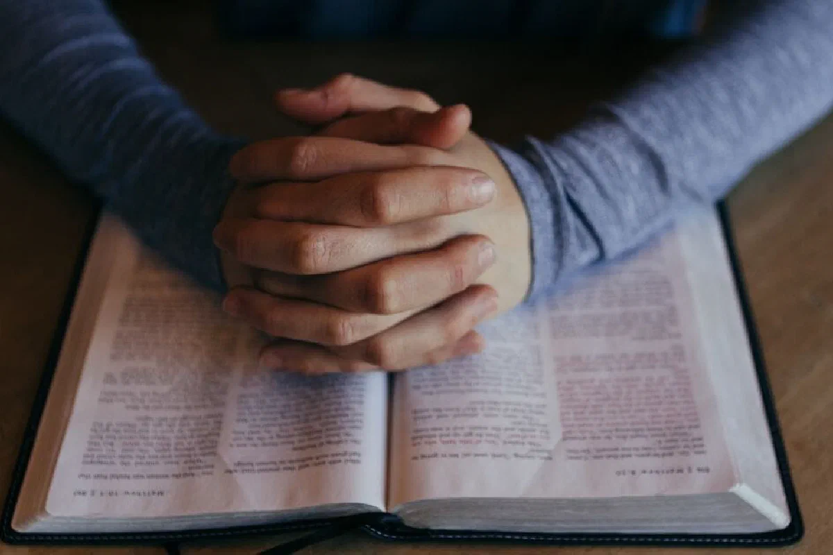 What are some tips to help me meditate on God’s Word?