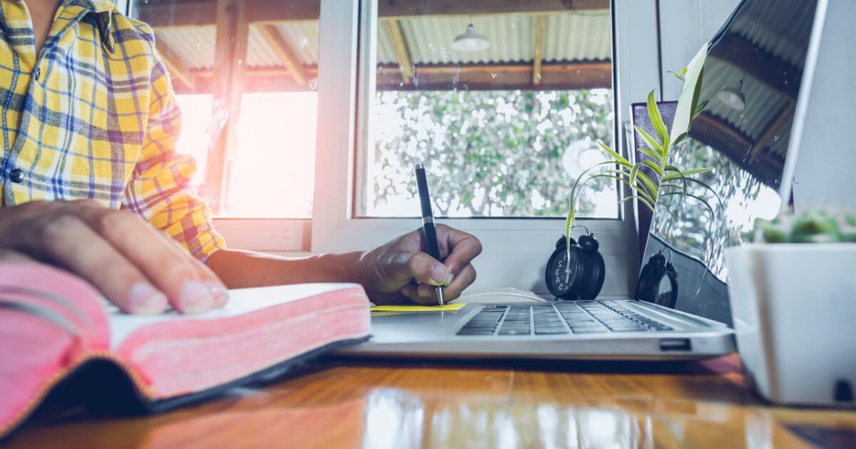 If a Christian lives in a place where there is no church to attend, what should he or she do?