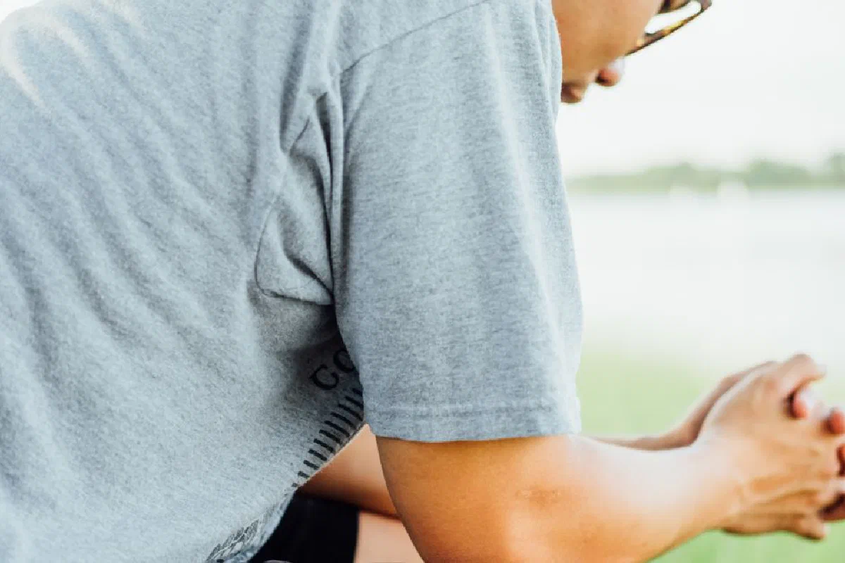 Persistent prayer—Is it biblical? Is it acceptable to repeatedly pray for the same thing, or should we ask only once?