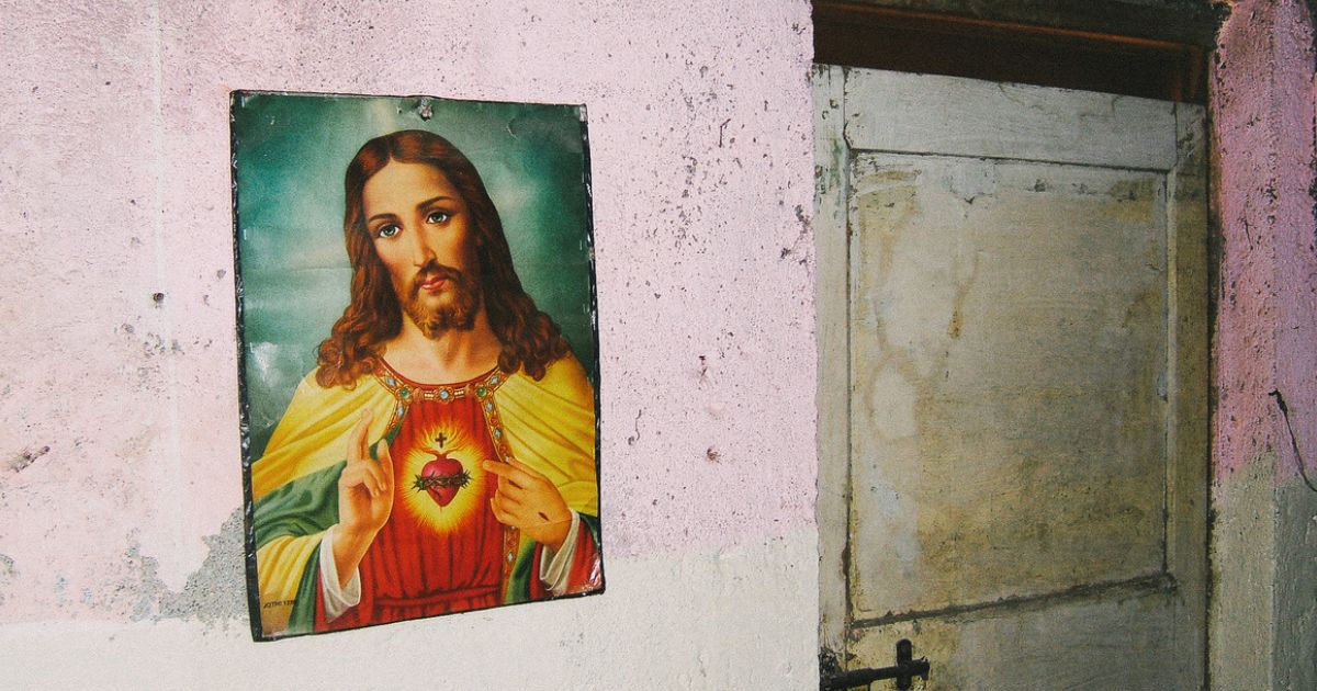 Is it okay to have pictures of Jesus?