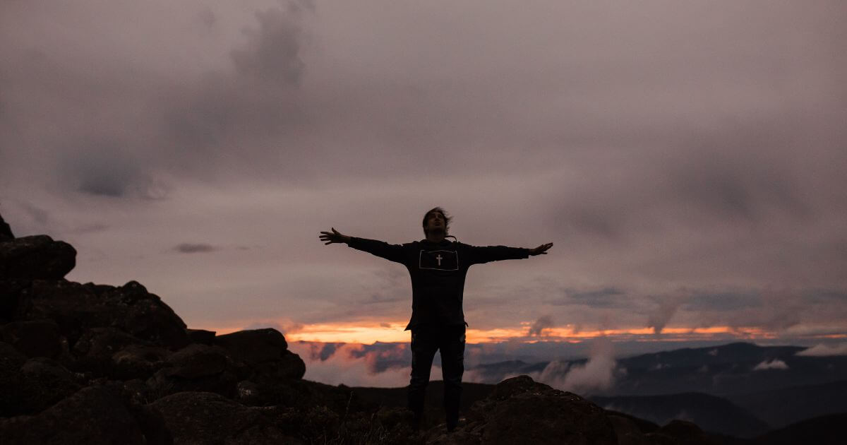 What is the importance of praising God?