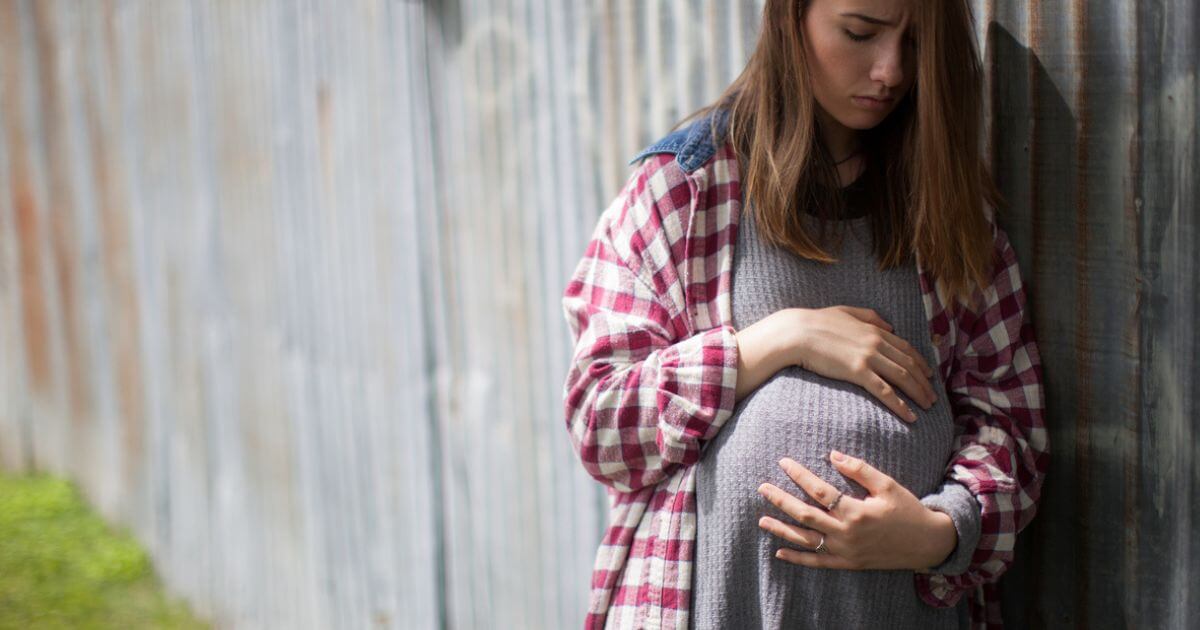 Should a couple who gets pregnant before marriage get married?