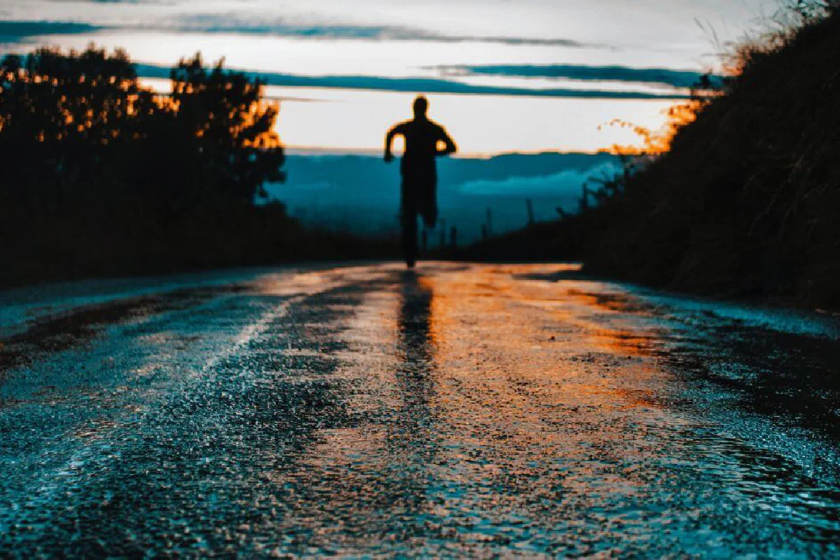 In Philippians 3:14, what does it mean to press on toward the goal, and what is the goal?