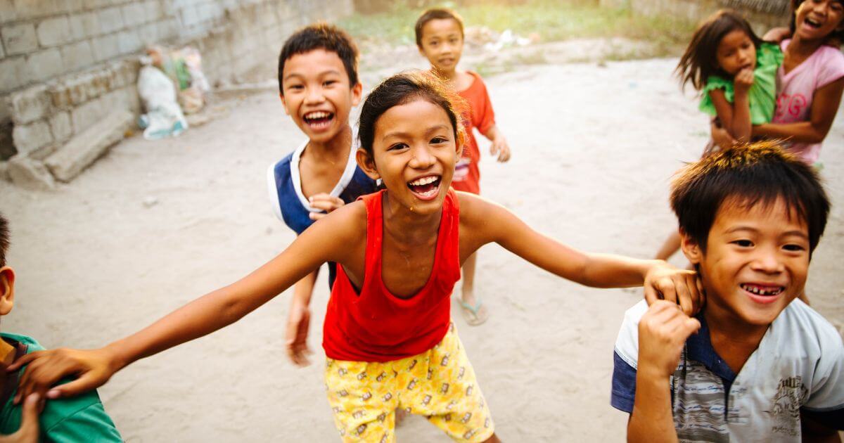 What are the advantages and disadvantages of short-term missions?