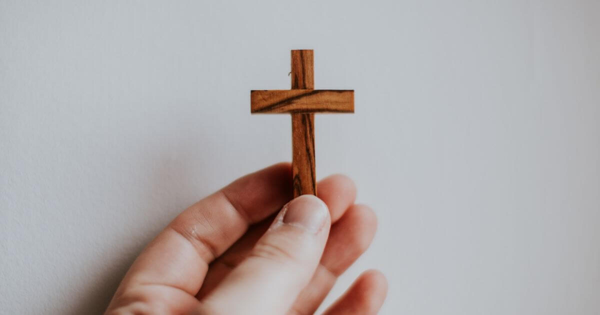 What does it mean to take up your cross and follow Jesus?