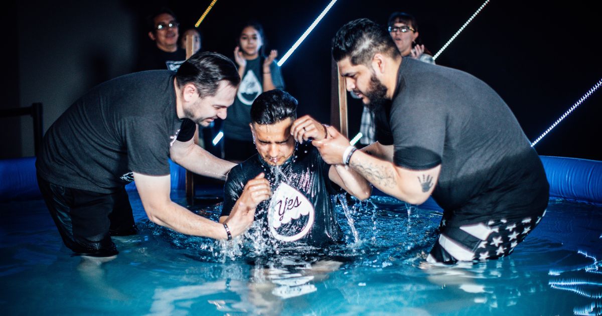 Does speaking in tongues show a person has the Holy Spirit?