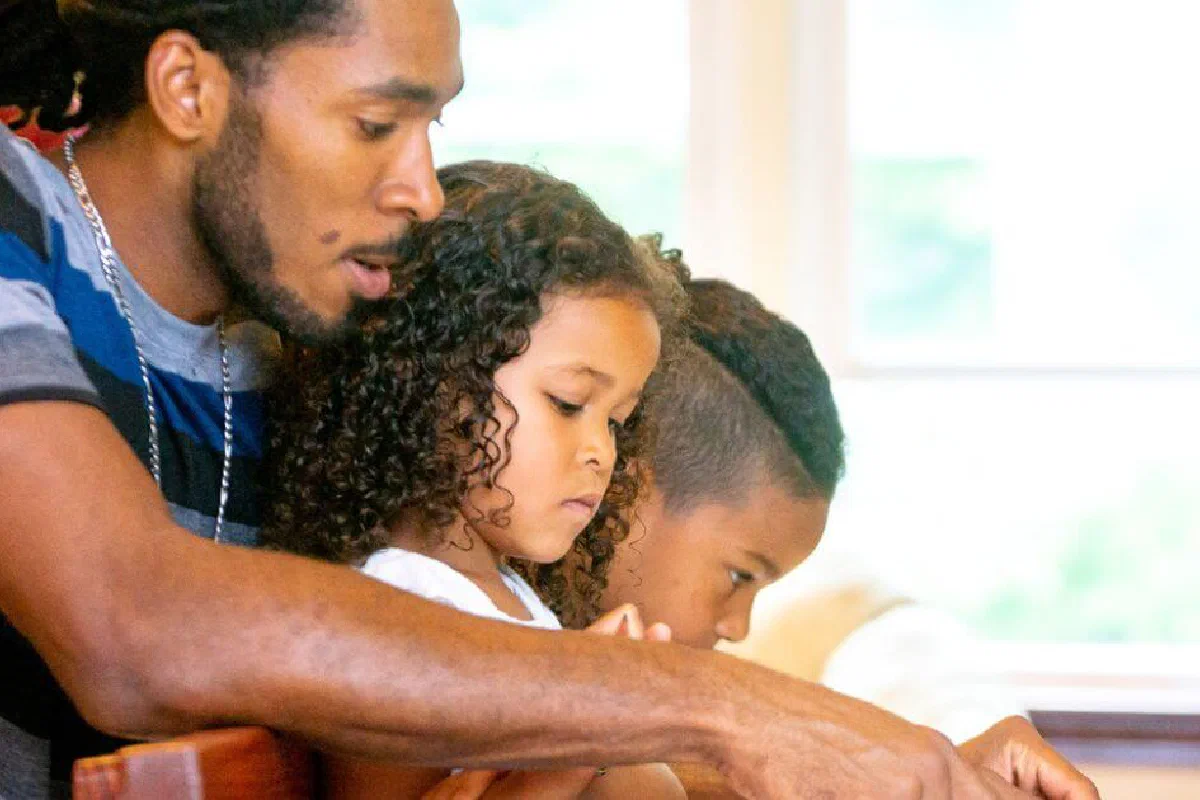What does it mean to 'train up a child in the way he should go' (Proverbs 22:6)?