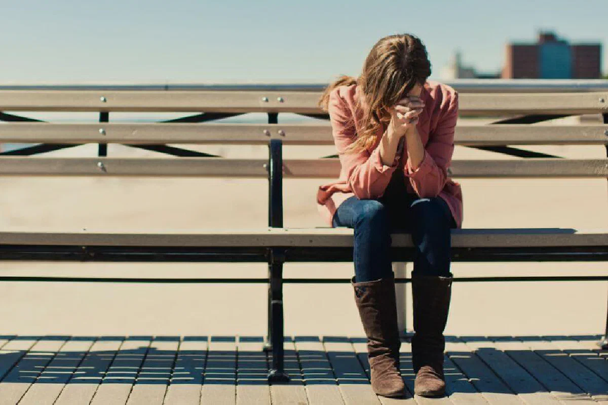 How should Christians deal with unanswered prayer?