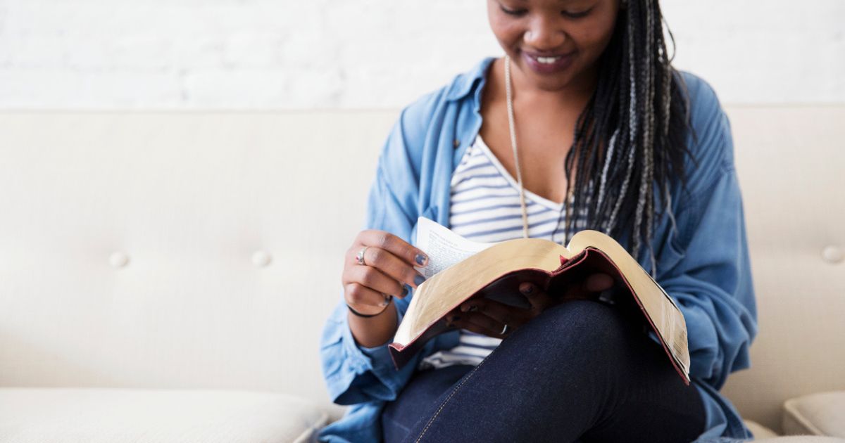 Are study Bibles helpful? What is a study Bible?