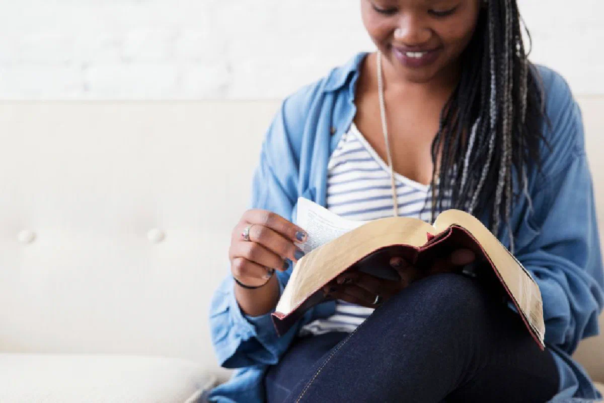 Are study Bibles helpful? What is a study Bible?